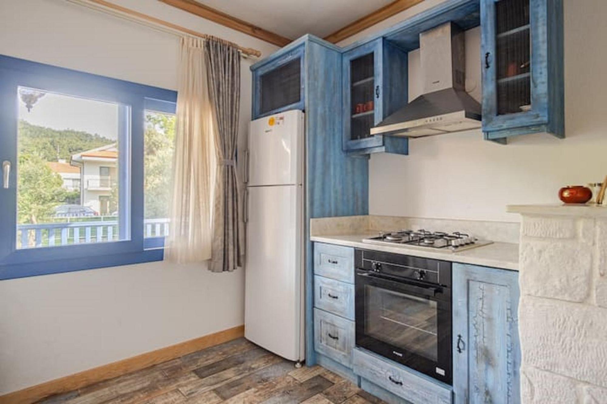 Only Blue Villa Гьоджек Екстер'єр фото